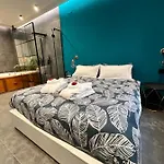 Orlando Relais